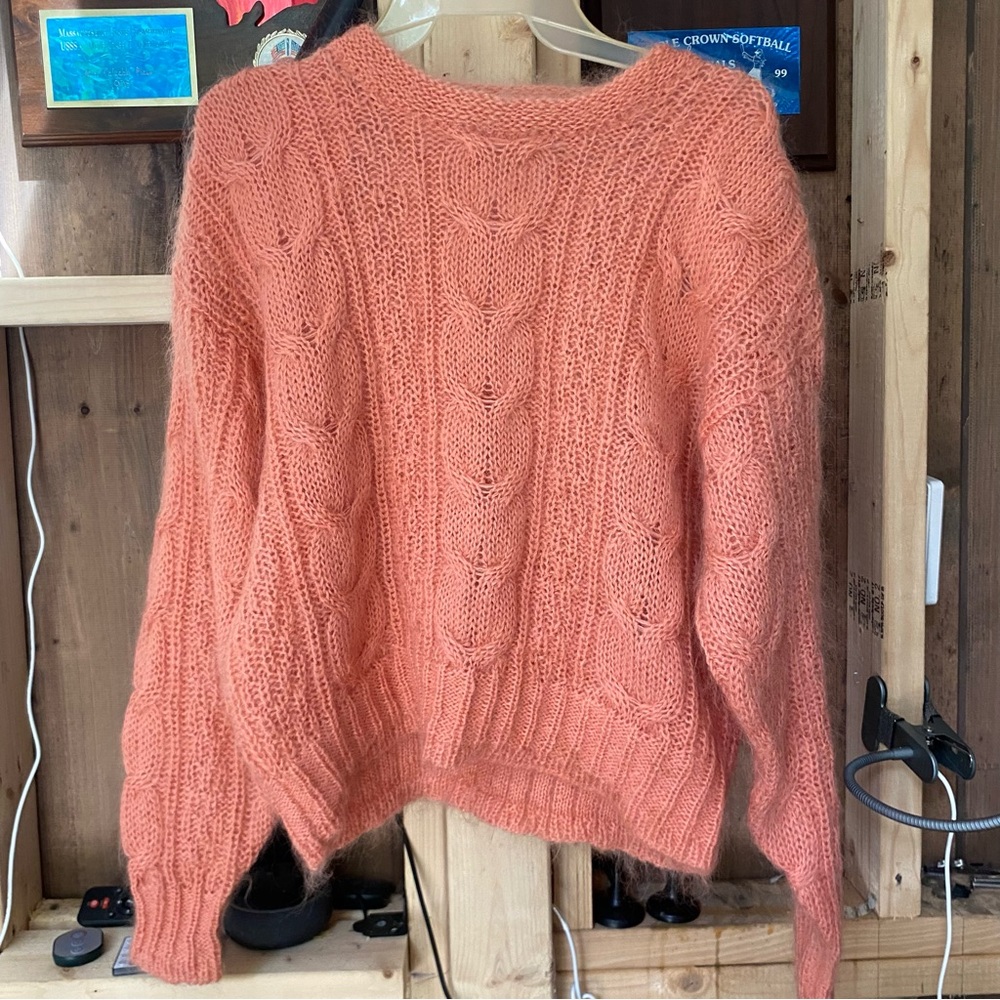 linden*O coral sweater